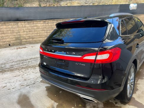 Used 2018 Lincoln MKX Reserve w/ Luxury Package image 3