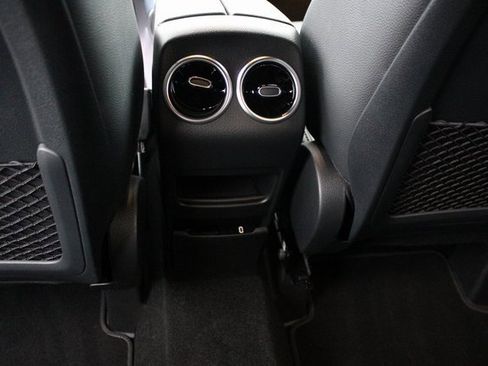 New 2025 Mercedes-Benz GLA 250 GLA 250 image 32