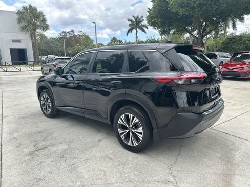 Used 2023 Nissan Rogue SV FWD image 15