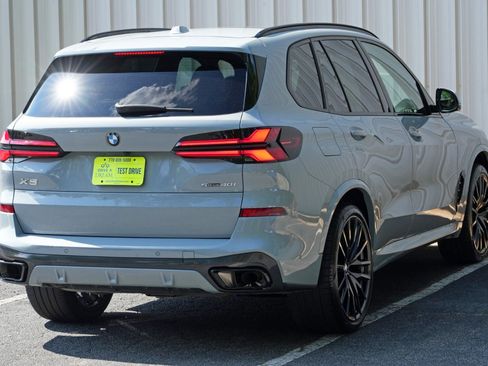 Used 2024 BMW X5 sDrive40i w/ M Sport Package RWD image 58