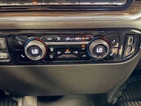 Used 2024 Chevrolet Silverado 3500 LT w/ Safety Package image 24