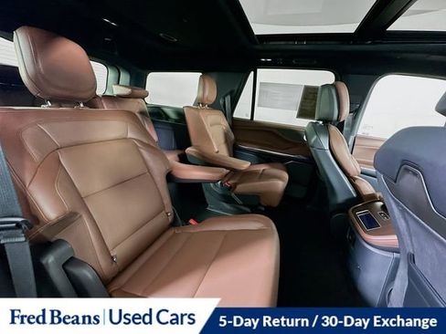 Certified 2025 Lincoln Navigator Reserve image 31