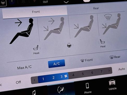 New 2027 Chrysler Pacifica Select FWD image 19