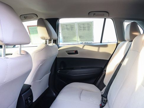 Certified 2022 Toyota Corolla Cross L image 19