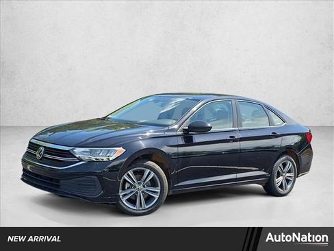 Used 2024 Volkswagen Jetta SE FWD image 1