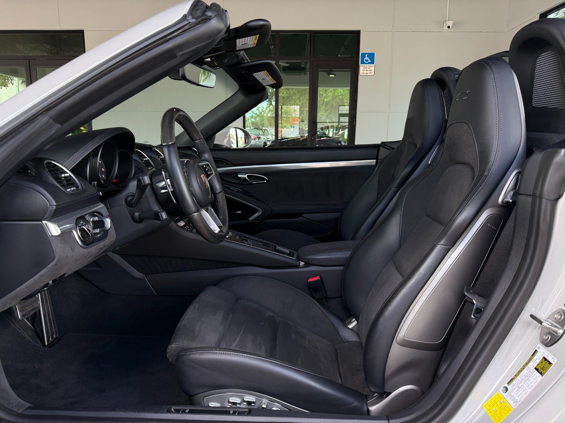 Used 2024 Porsche 718 Boxster GTS RWD image 28