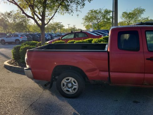 Used 2011 Toyota Tacoma Base w/ SR5 Pkg #2 image 9