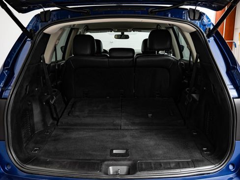 Used 2018 Nissan Pathfinder SL FWD image 21