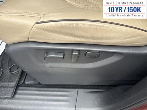 Used 2024 Nissan Armada Platinum w/ Captain's Chairs Package image 17