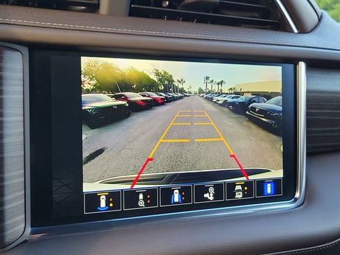 Used 2024 GMC Yukon XL Denali RWD image 39