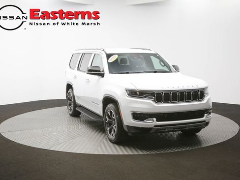 Used 2023 Jeep Wagoneer Series III w/ Preferred Equipment Group RWD image 49