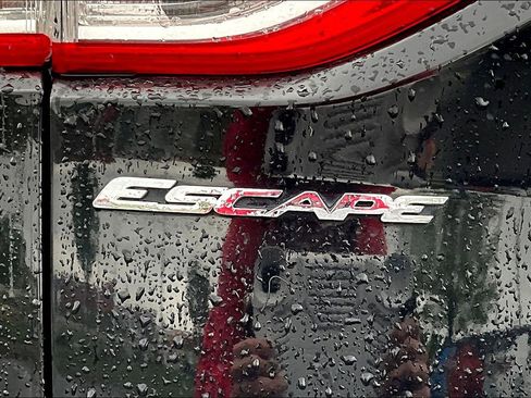 Used 2016 Ford Escape Titanium image 24