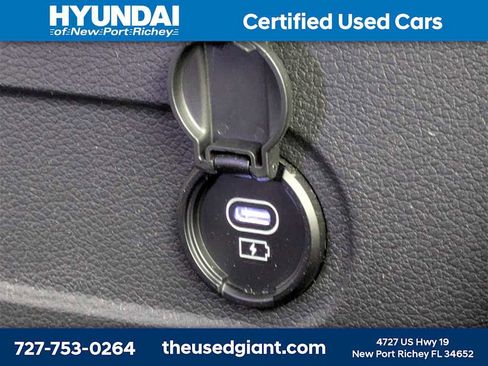 Used 2024 Hyundai Palisade SEL w/ Premium Package image 34