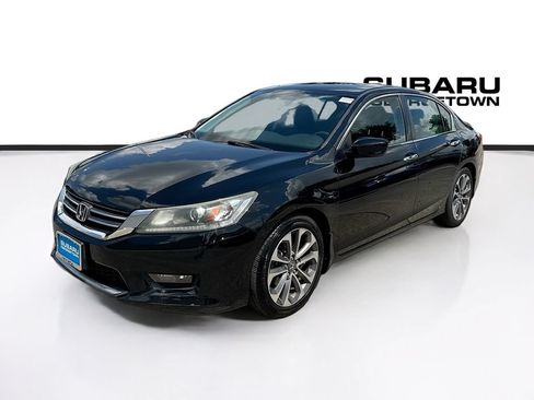 Used 2015 Honda Accord Sport image 3