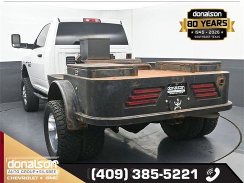 Used 2018 RAM 3500 Tradesman w/ Chrome Appearance Group image 4