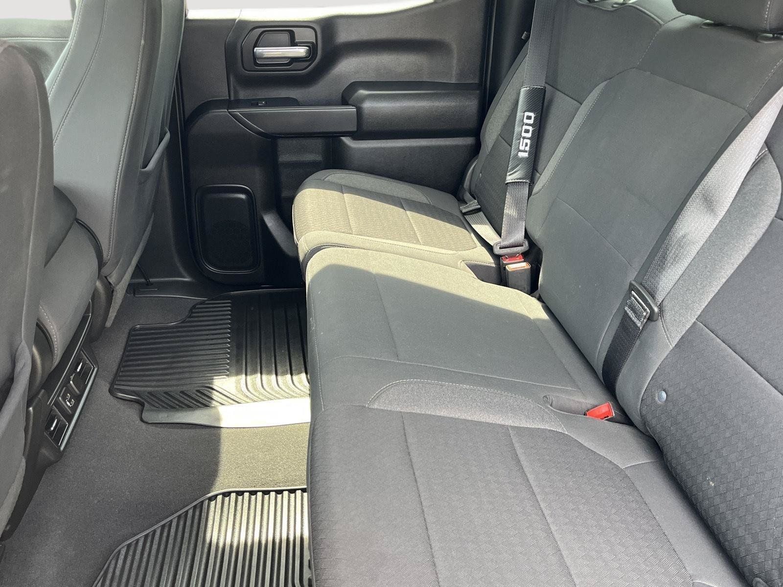 Used 2022 Chevrolet Silverado 1500 LT AWD/4WD image 14