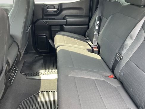 Used 2022 Chevrolet Silverado 1500 LT AWD/4WD image 14