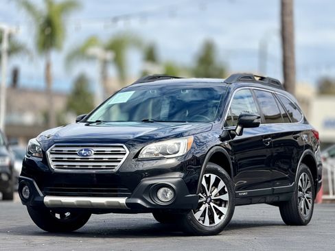 Used 2017 Subaru Outback 3.6R Limited AWD/4WD image 1