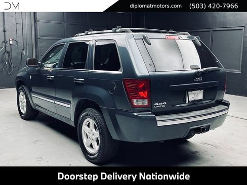 Used 2007 Jeep Grand Cherokee Limited w/ Trailer Tow Group IV AWD/4WD image 5