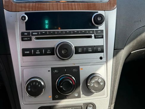 Used 2008 Chevrolet Malibu LT w/ HFV6 Engine Package image 12