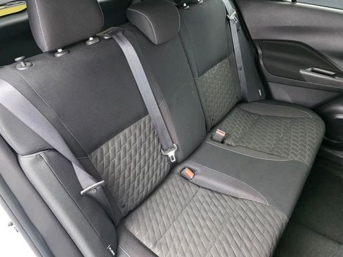 Used 2022 Nissan Kicks SV FWD image 24