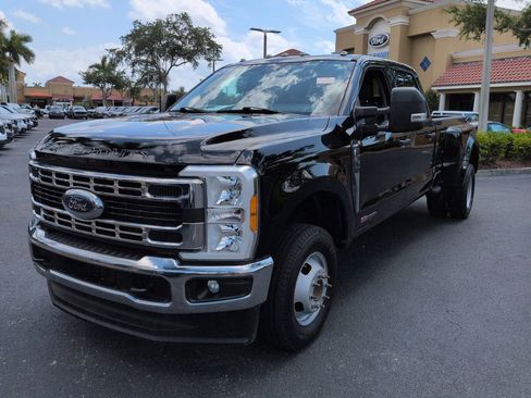 Used 2023 Ford F350 XLT AWD/4WD image 8