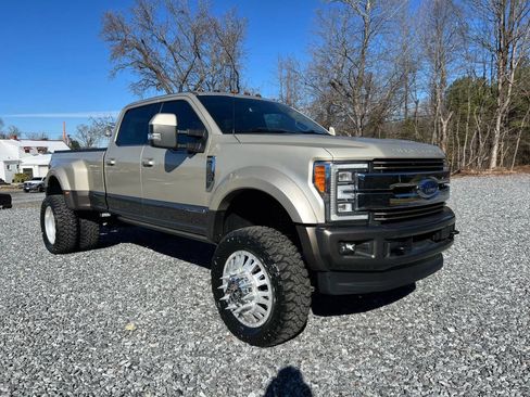 Used 2017 Ford F450 King Ranch w/ King Ranch Ultimate Package image 1