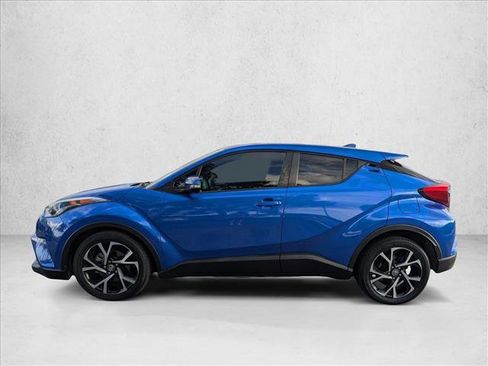 Used 2018 Toyota C-HR XLE image 9