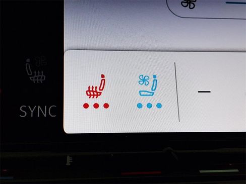 Used 2024 Volkswagen Atlas SE image 15