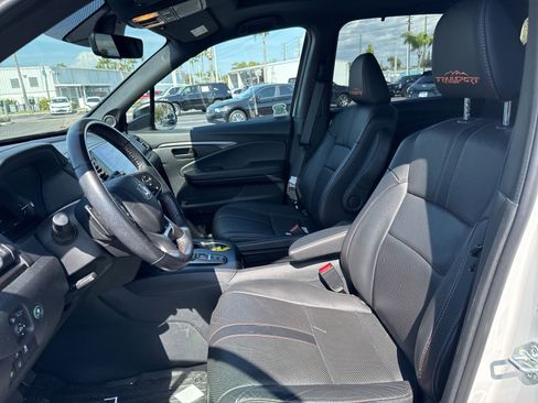 Used 2023 Honda Passport TrailSport image 10