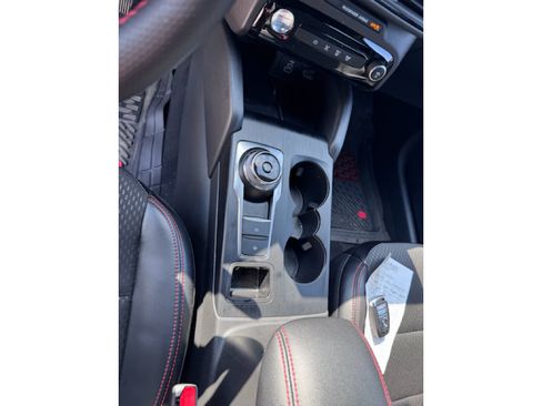 Used 2025 Ford Escape ST-Line Elite AWD/4WD image 13