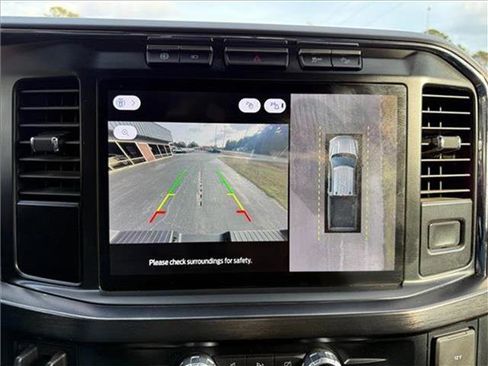 Used 2023 Ford F250 Lariat w/ Chrome Package image 33