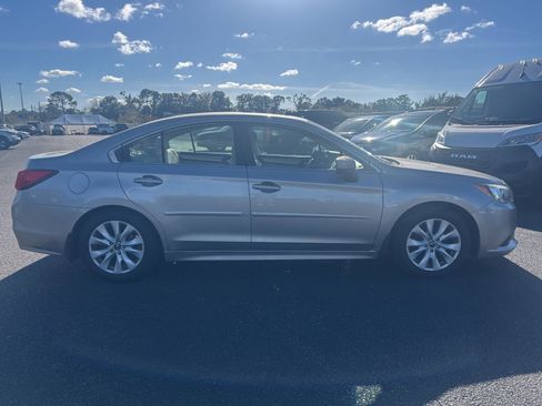 Used 2016 Subaru Legacy 2.5i Premium w/ Moonroof Package image 8