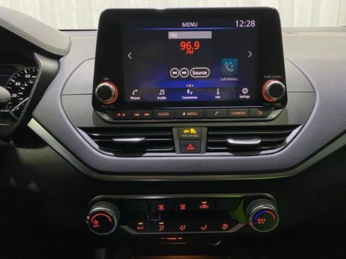 Used 2019 Nissan Altima 2.5 S image 17