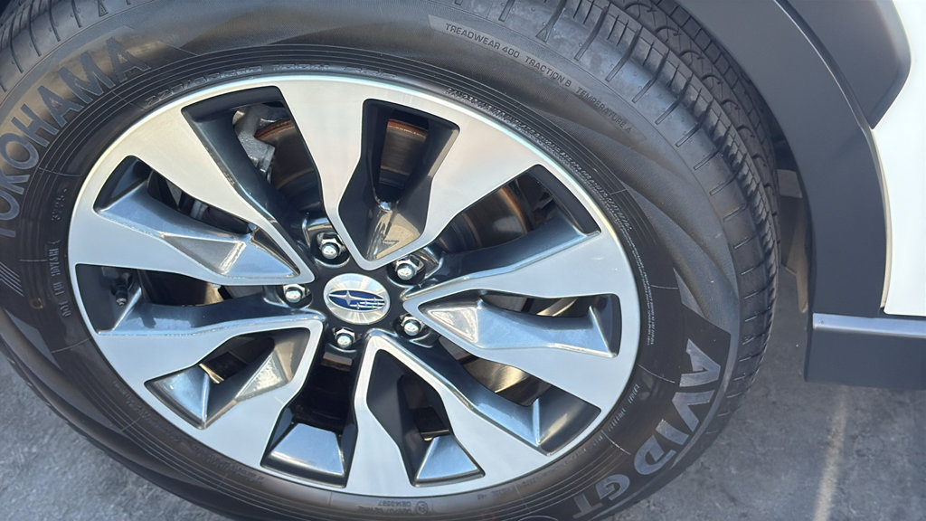 Certified 2023 Subaru Outback Touring XT AWD/4WD image 11