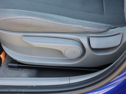 Certified 2023 Hyundai Elantra SEL FWD image 15