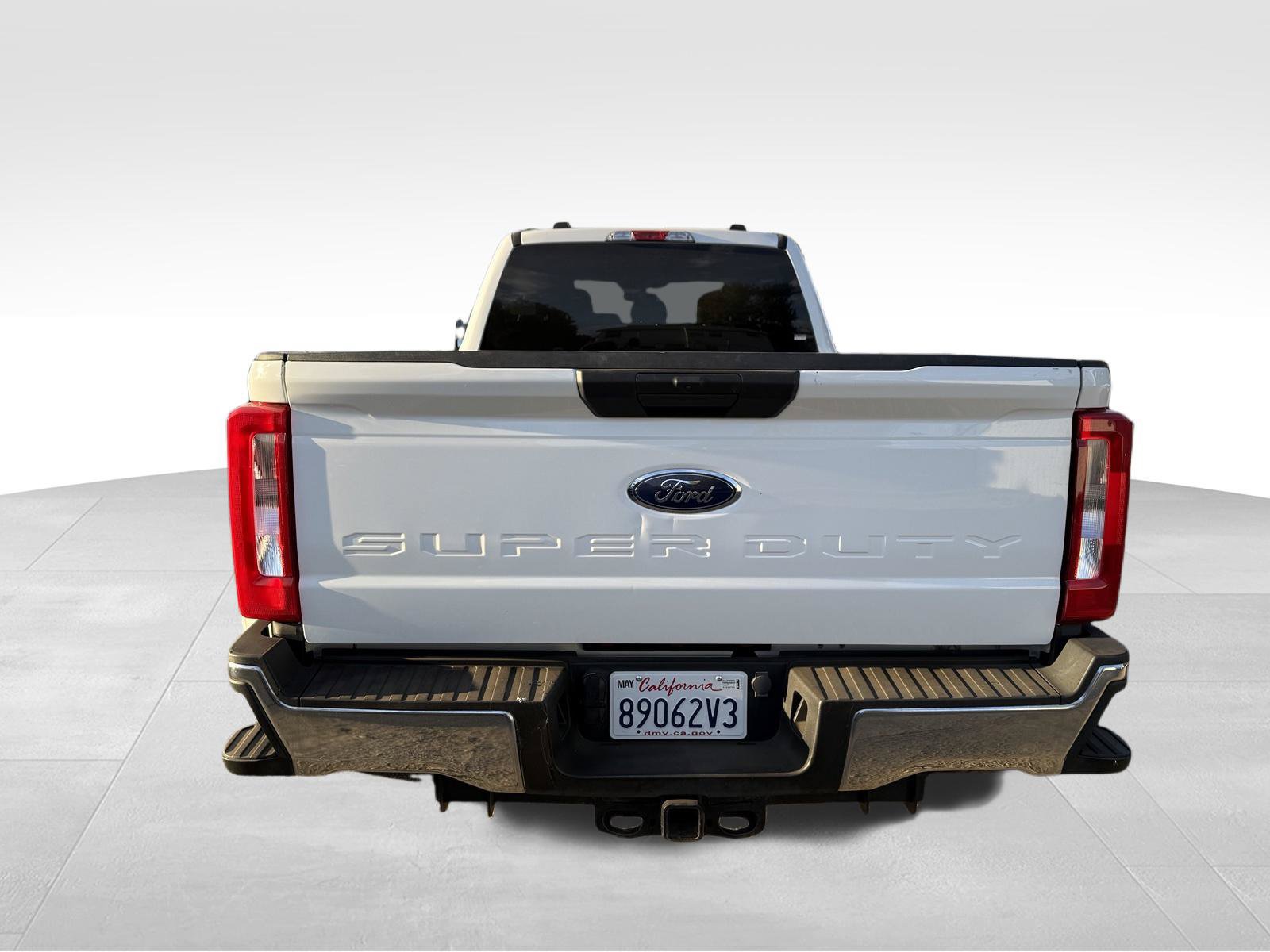 Used 2024 Ford F350 XLT AWD/4WD image 4