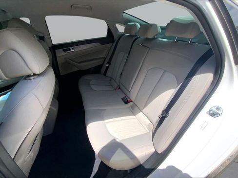 Used 2016 Hyundai Sonata SE FWD image 21
