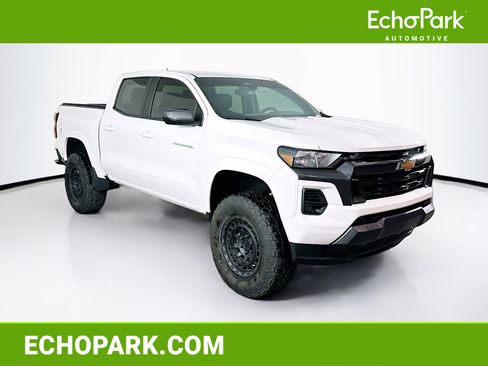 Used 2023 Chevrolet Colorado LT image 1