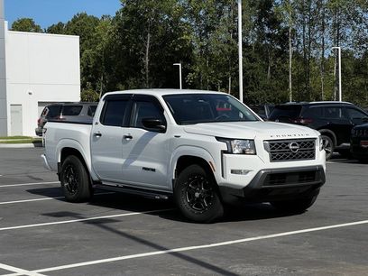 Used 2022 Nissan Frontier SV