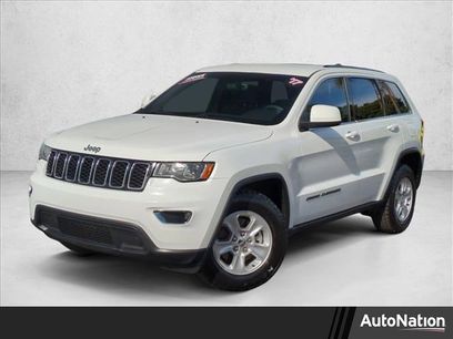 Used 2017 Jeep Grand Cherokee Laredo