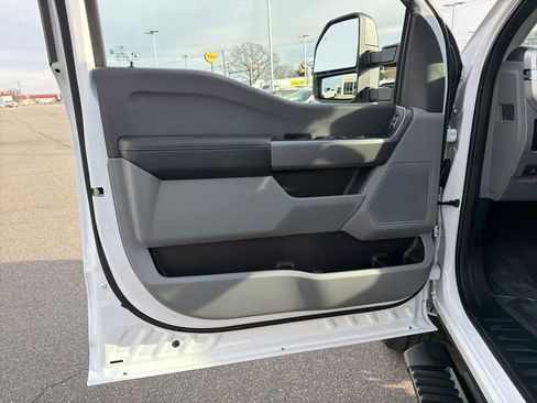 New 2026 Ford F250 XL w/ STX Appearance Package AWD/4WD image 17