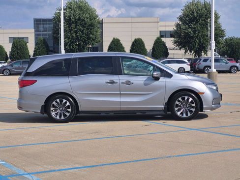 Used 2022 Honda Odyssey EX-L image 6