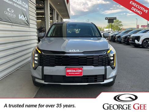 New 2026 Kia Sportage S image 2