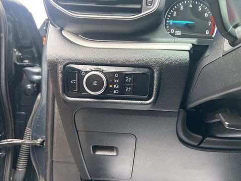 Used 2023 Ford Explorer XLT w/ Equipment Group 202A image 25