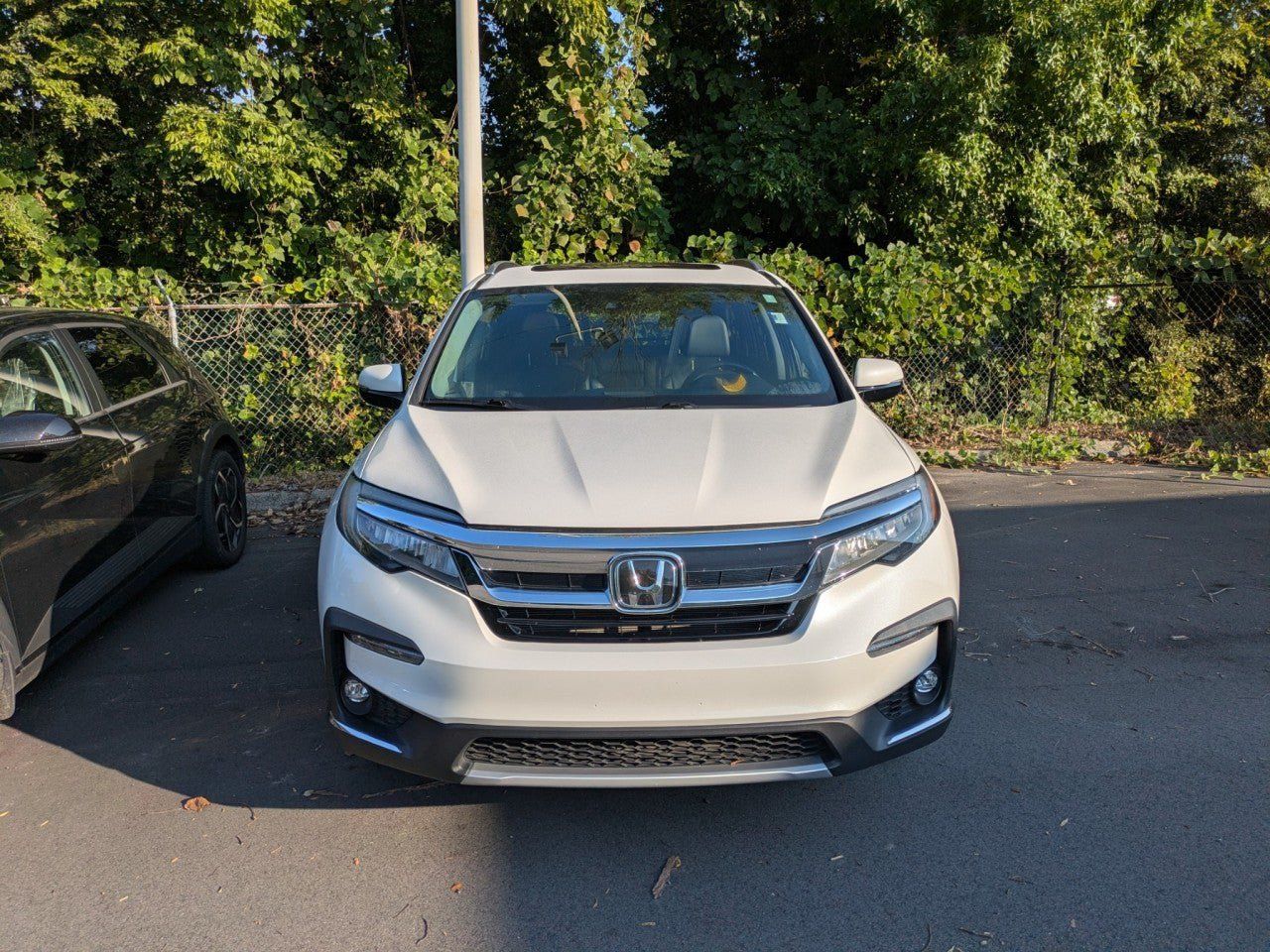 Used 2020 Honda Pilot Touring image 2