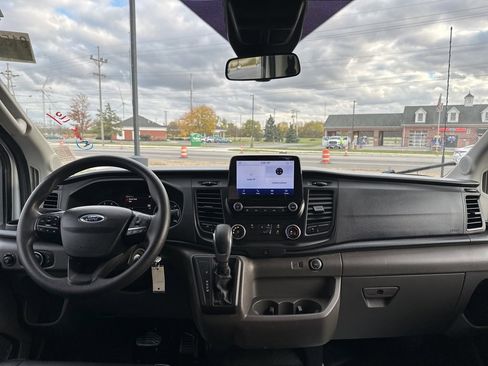 Used 2020 Ford Transit 350 DRW w/ Exterior Upgrade Package image 11