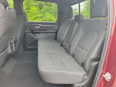Used 2019 RAM 1500 Big Horn AWD/4WD image 16