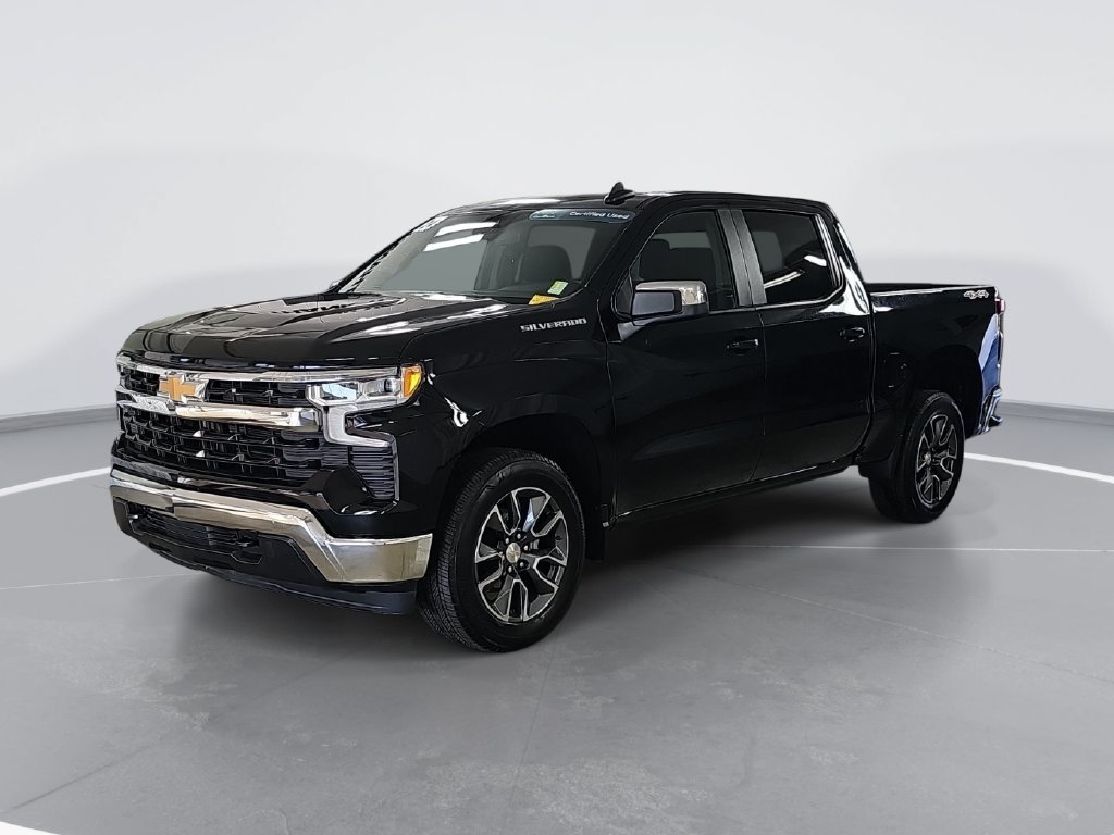 Used 2024 Chevrolet Silverado 1500 LT AWD/4WD image 9