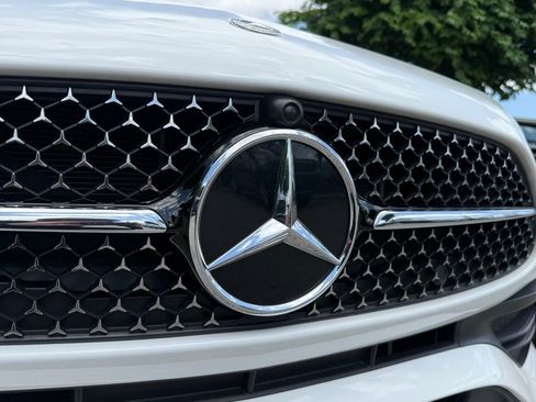 Used 2024 Mercedes-Benz C 300 Sedan image 25